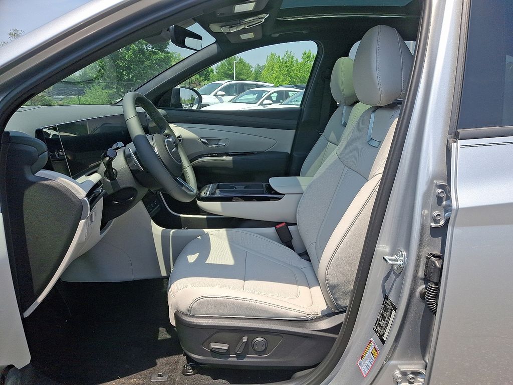 Thumbnail: 2025 Hyundai Tucson - 6