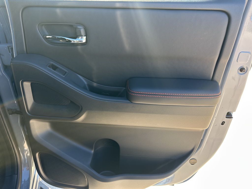 2025 Boulder Gray Pearl Nissan Frontier PRO-4X 4X4 Truck