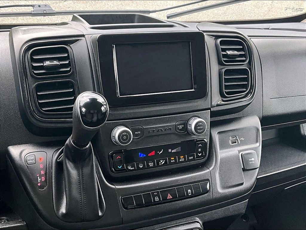 2025 Ram ProMaster 2500 — photo 18