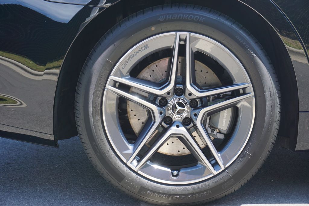 Thumbnail: 2024 Mercedes-Benz S-Class - 19
