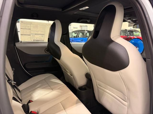 Thumbnail: 2026 MINI Cooper - 25