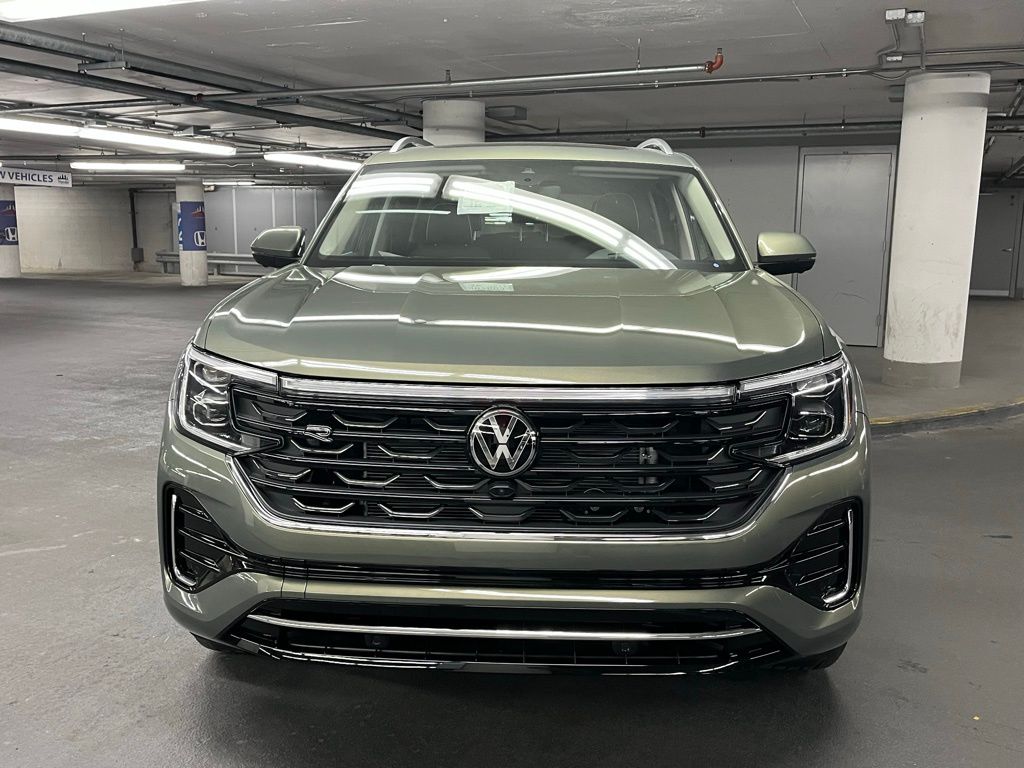 New Avocado Green Pearl 2026 Volkswagen Atlas 2.0T SEL Premium R
