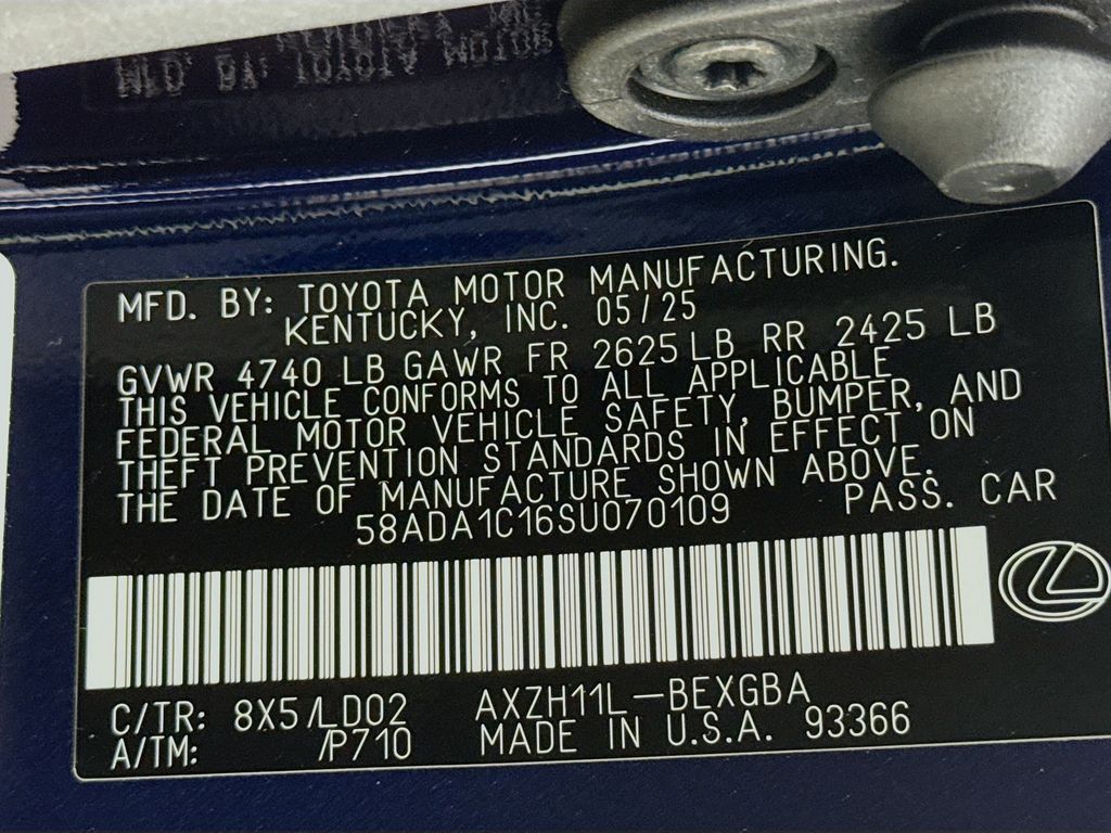 2025 Lexus ES Hybrid 300h 24