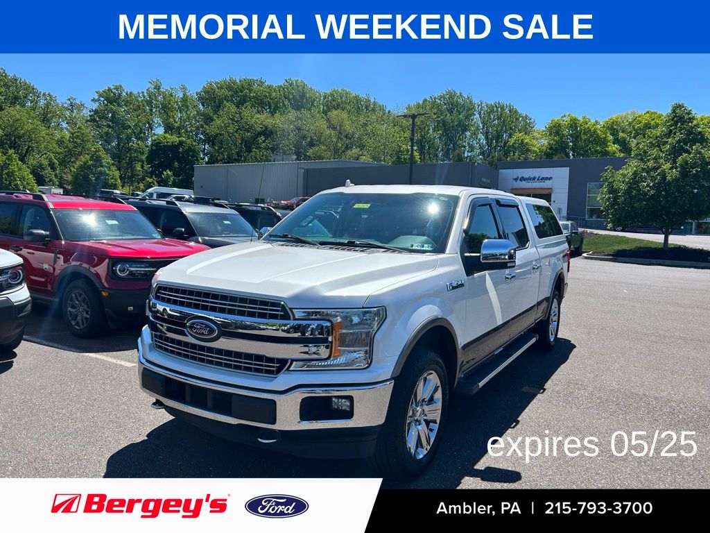 White Platinum Metallic Tri-Coat 2018 Ford F-150 Lariat SuperCrew LB 4WD Pickup Truck Four-Wheel Drive Automatic