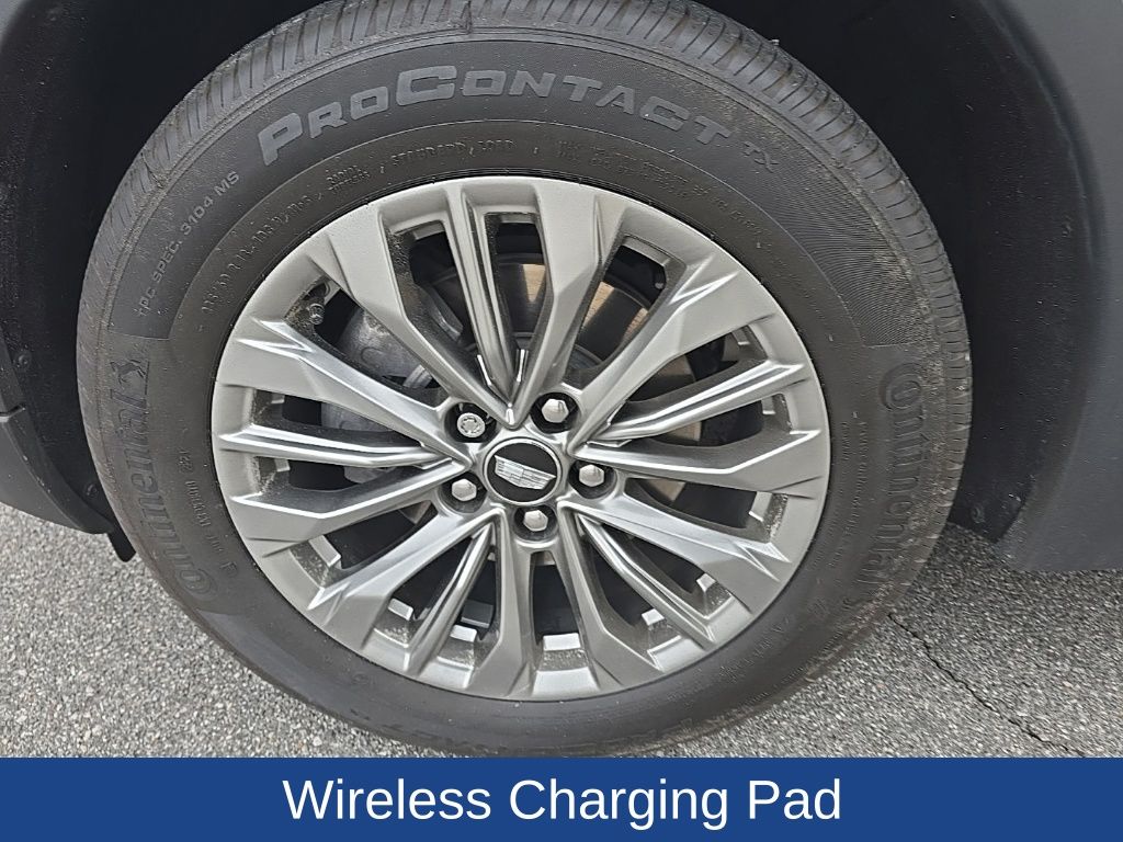 2024 Cadillac XT4 FWD Premium Luxury