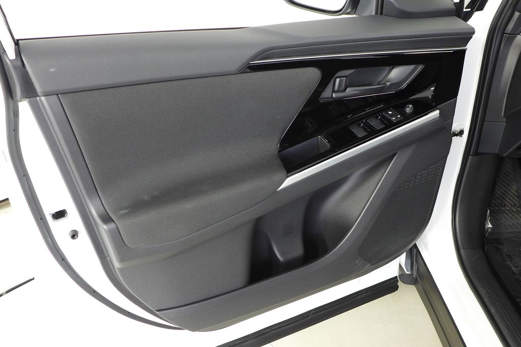 2024 Subaru Solterra Premium 11
