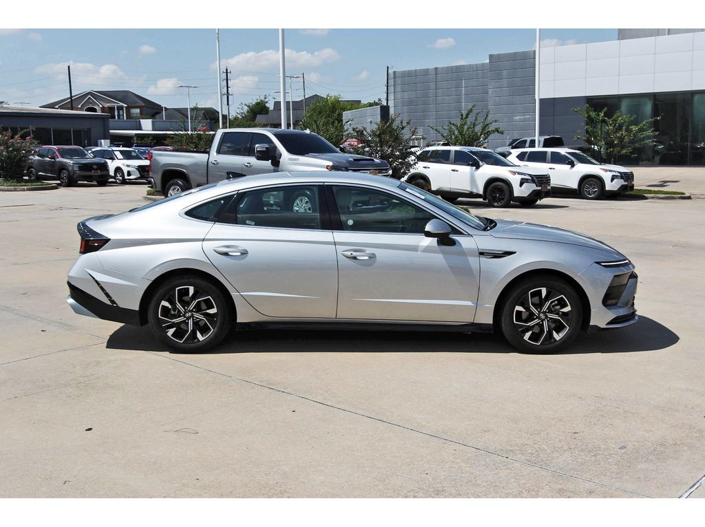 2025 Hyundai Sonata SEL Silver at Baytown Hyundai