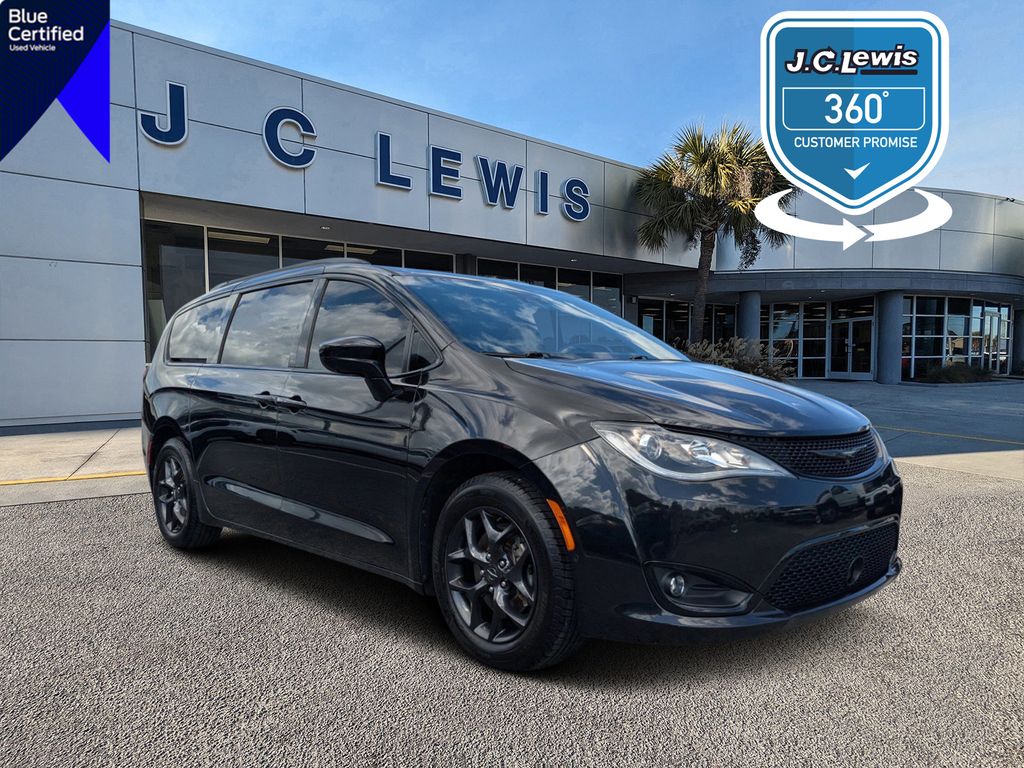2019 Chrysler Pacifica Touring L Plus