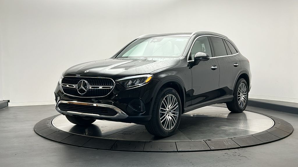 2024 Mercedes-Benz GLC 300 3