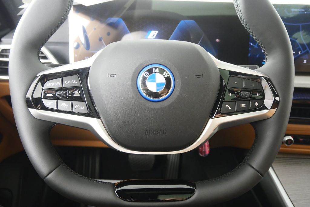 Thumbnail: 2025 BMW i4 - 22