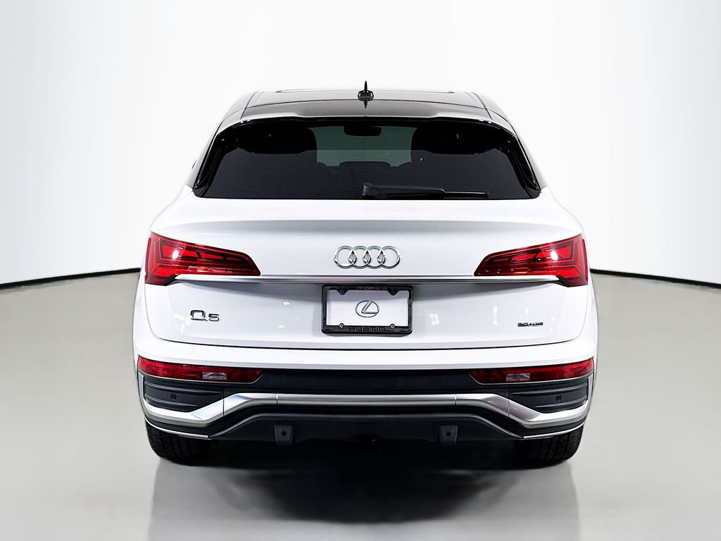 Thumbnail: 2022 Audi Q5 - 6