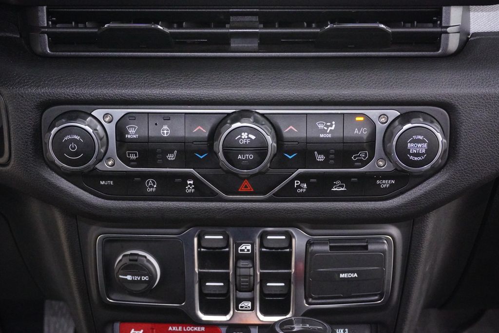 Used Car 2025 Jeep Gladiator  Willys For Sale Under $50,000 In Weatherford, Texas