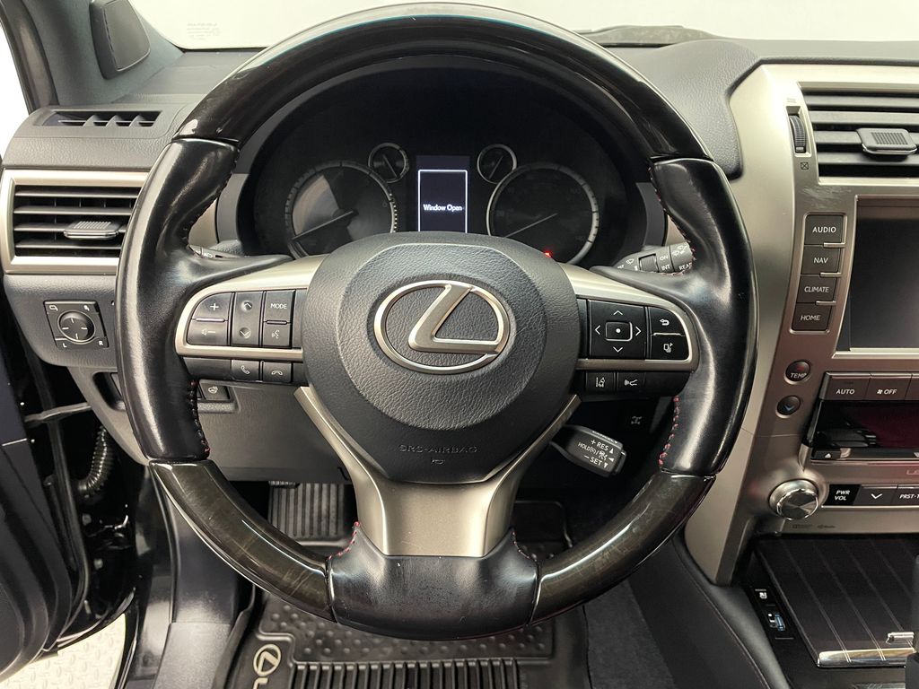 Thumbnail: 2021 Lexus GX - 22