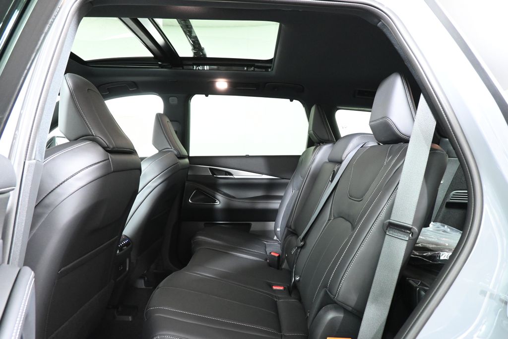 2025 INFINITI QX60 Luxe 29
