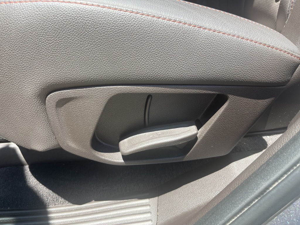 Thumbnail: 2019 Hyundai Santa Fe - 19