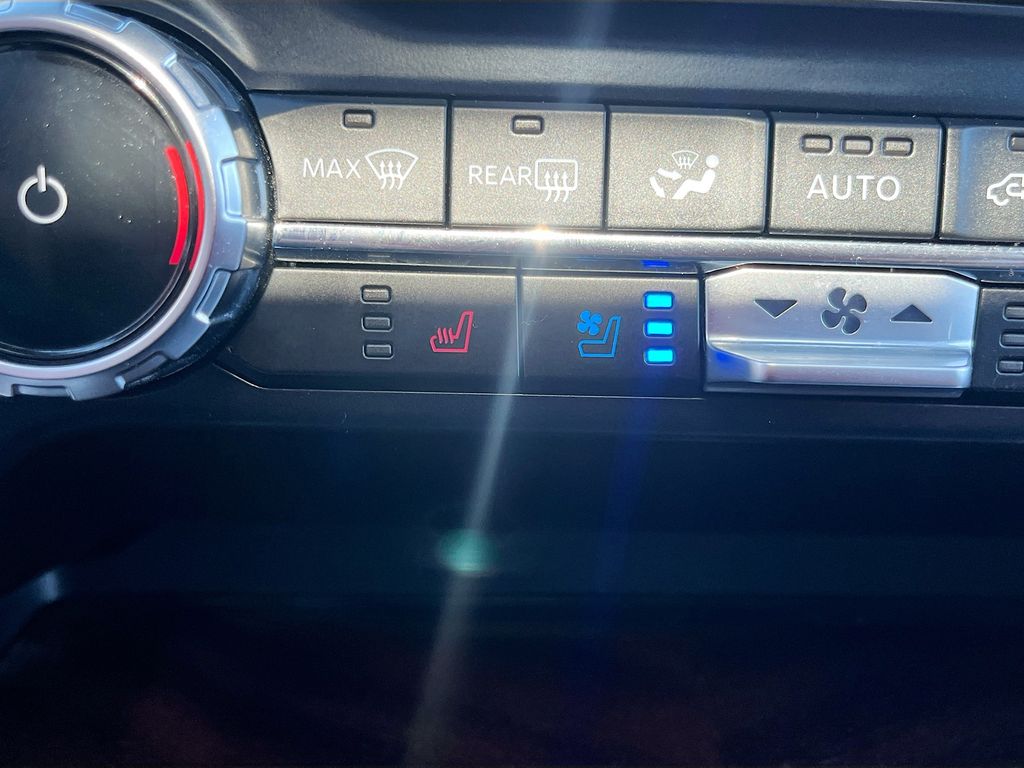 Used 2023 Red Ford King Ranch image 21
