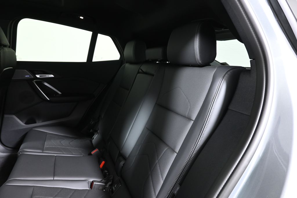 Thumbnail: 2026 BMW X2 - 4