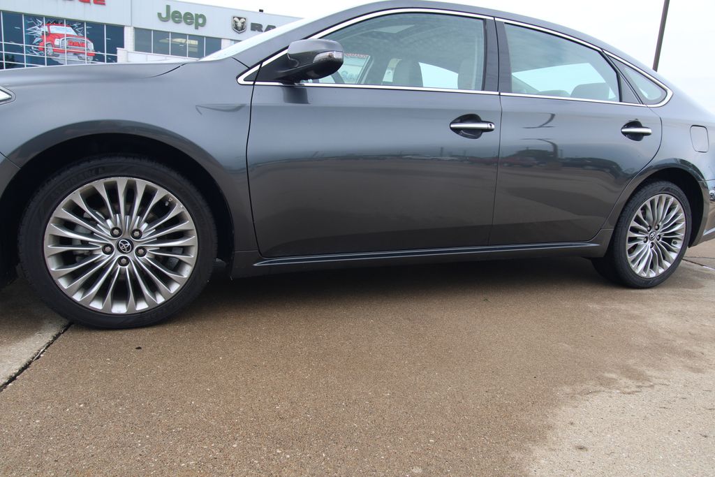 Used 2018 Toyota Avalon Sedan