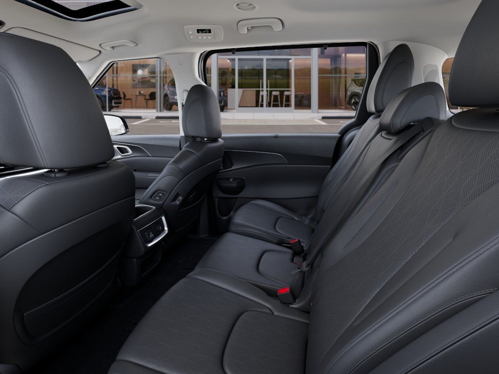 2026 Panthera Metal Kia Carnival SX FWD Van