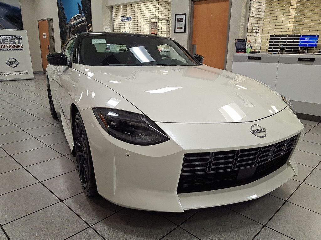 Thumbnail: 2025 Nissan Z - 2