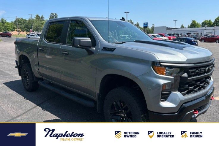 Sterling Gray Metallic 2023 Chevrolet Silverado 1500 Pickup Truck Four-Wheel Drive 8-Speed Automatic