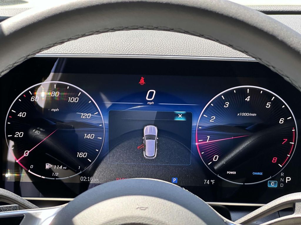 2025 Mercedes-Benz GLC 300 23