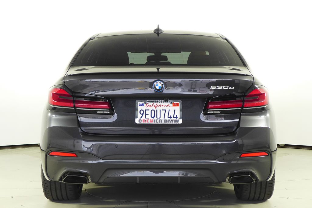 Thumbnail: 2023 BMW 5 Series - 8