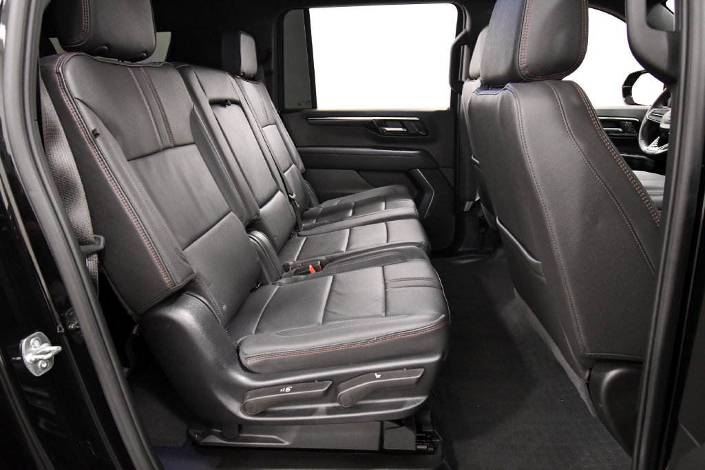Used 2025 Chevrolet Suburban SUV