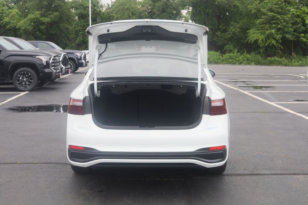 Used 2023 Volkswagen Jetta Sedan