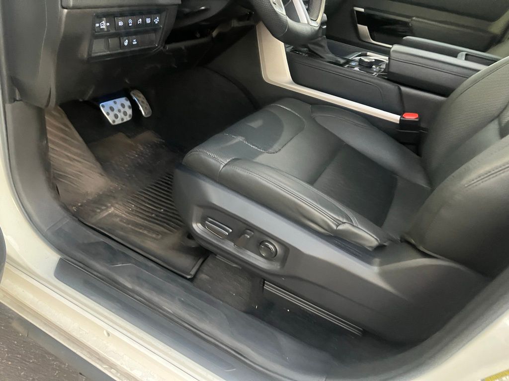 Thumbnail: 2024 Toyota Tundra - 8