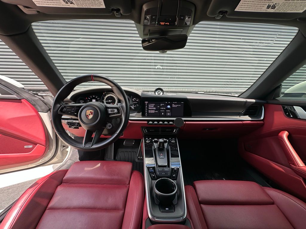 Thumbnail: 2020 Porsche 911 - 6