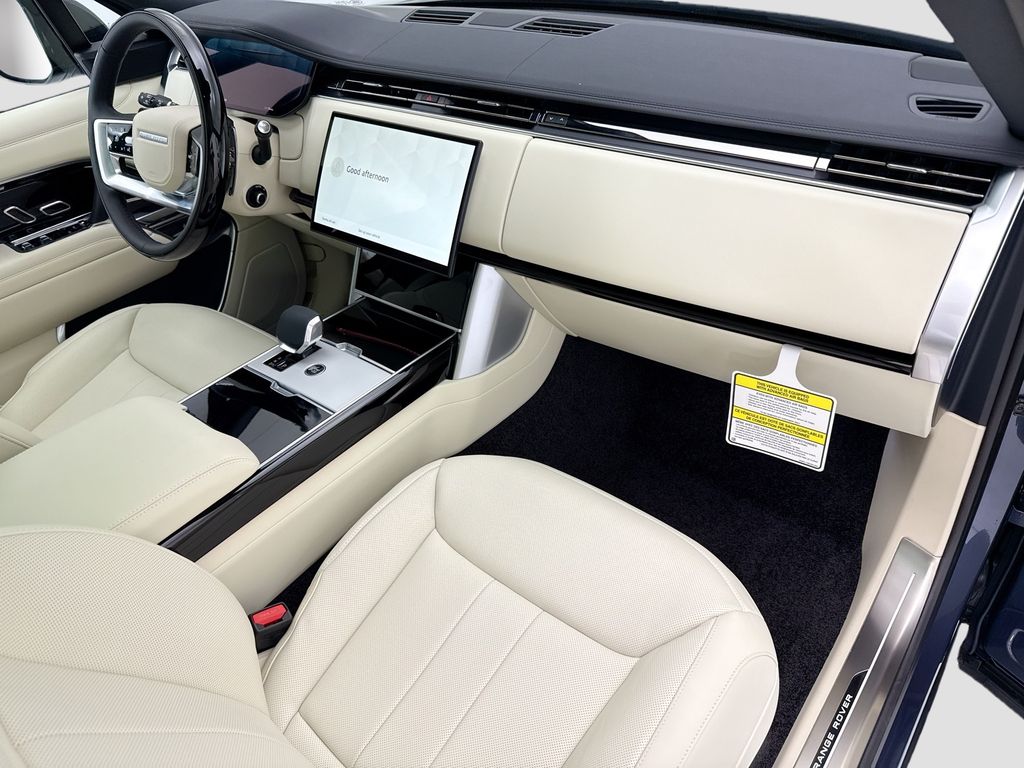 Thumbnail: 2026 Land Rover Range Rover - 15