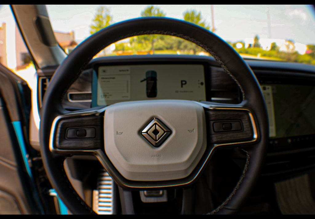 Interior 12