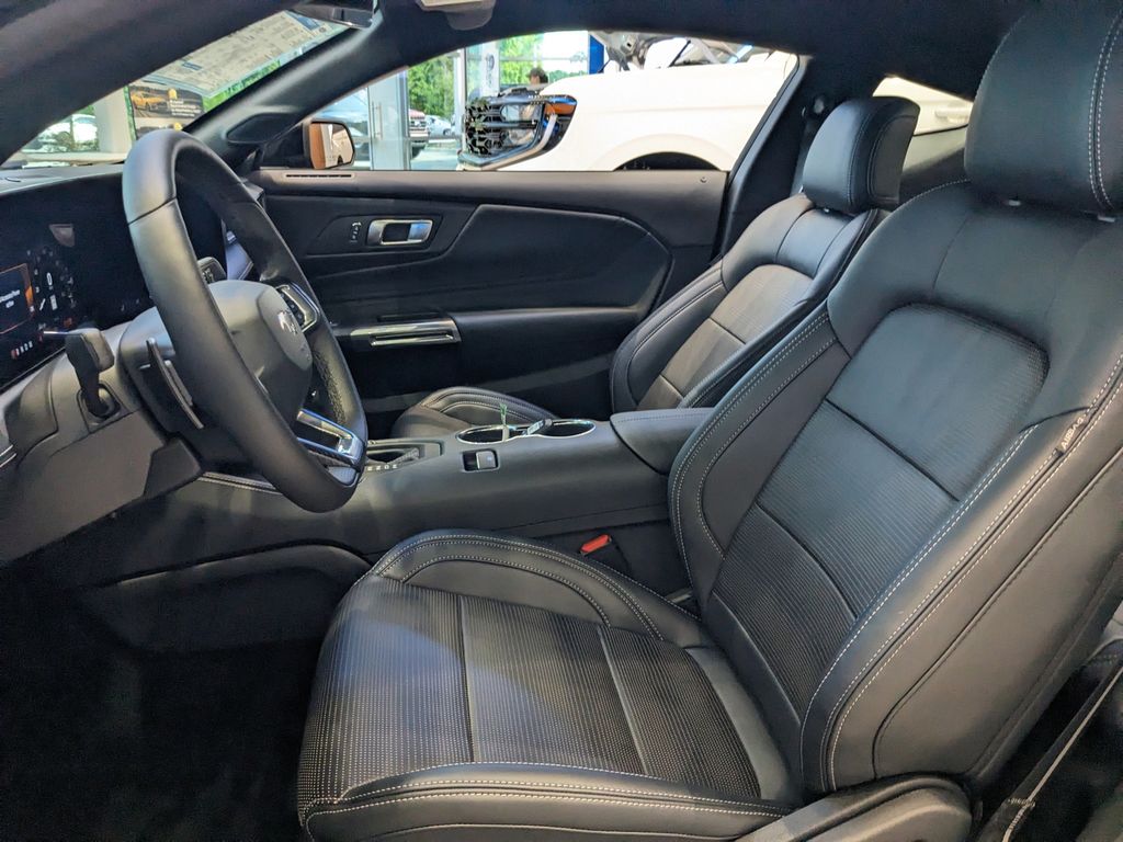 2025 Ford Mustang GT Premium
