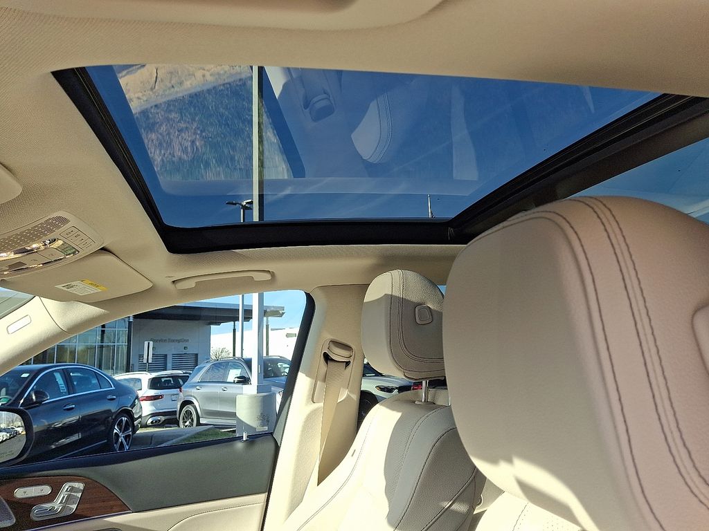 Thumbnail: 2025 Mercedes-Benz GLE - 14