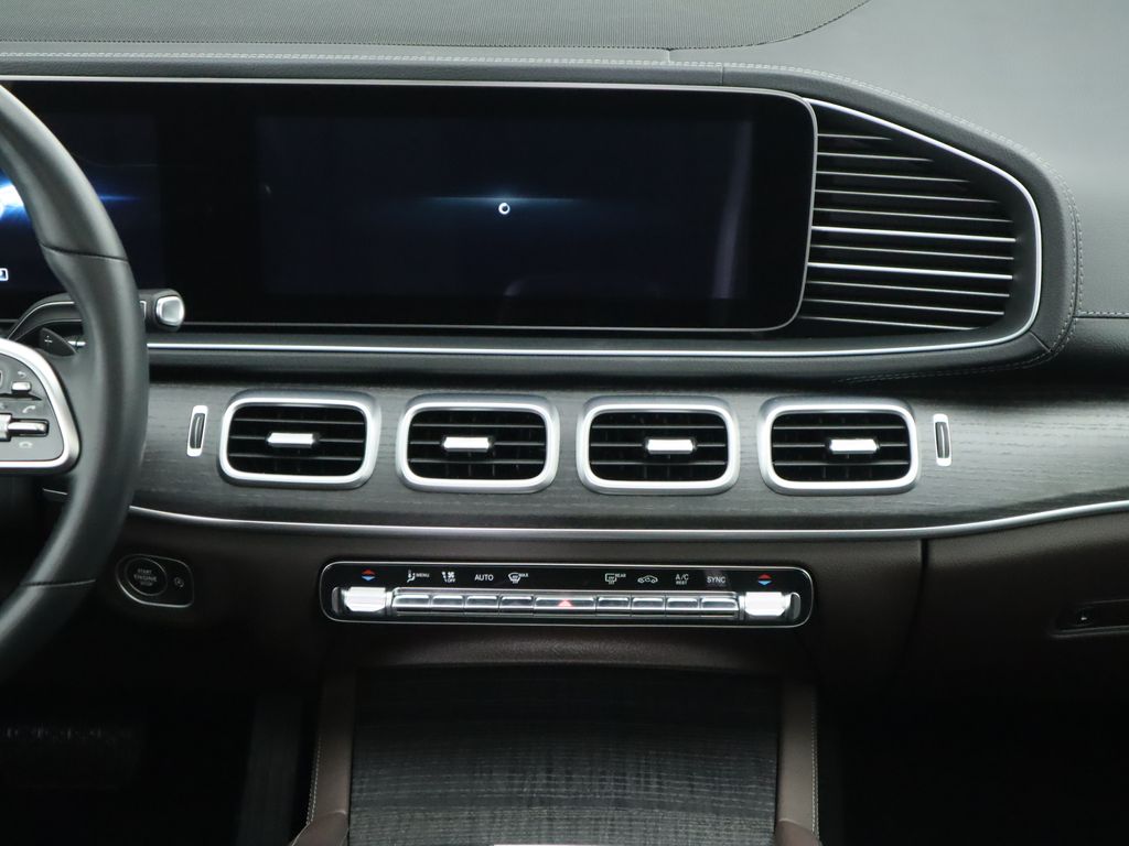 Thumbnail: 2023 Mercedes-Benz GLS - 14