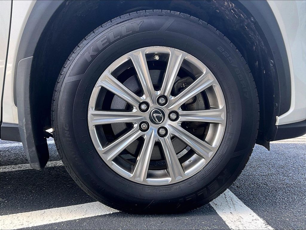 2021 Lexus NX — photo 7