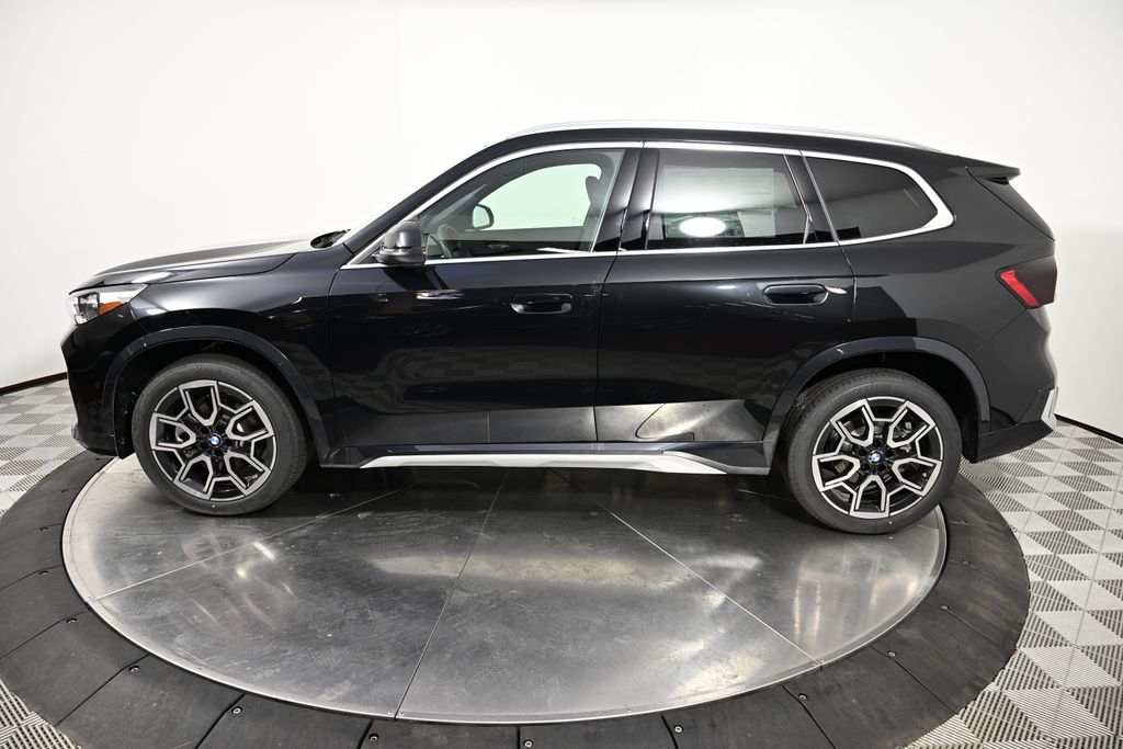 Thumbnail: 2025 BMW X1 - 2