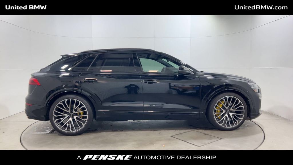 Thumbnail: 2024 Audi SQ8 - 9