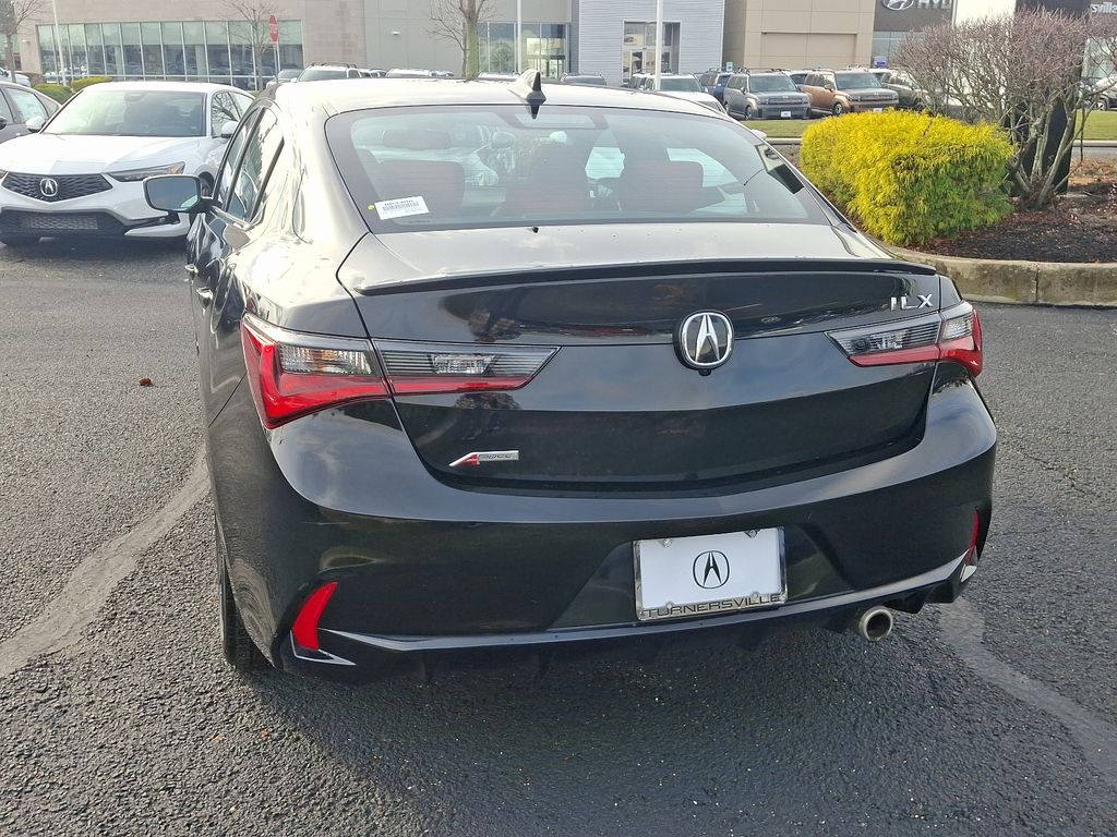 2022 Acura ILX Premium 4