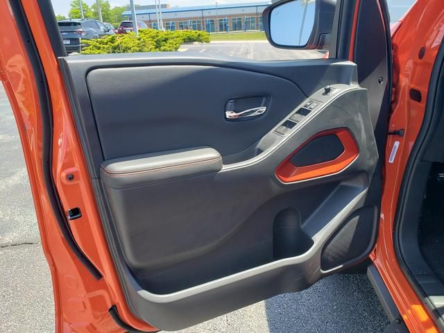 new 2025 Nissan Frontier car, priced at $38,977