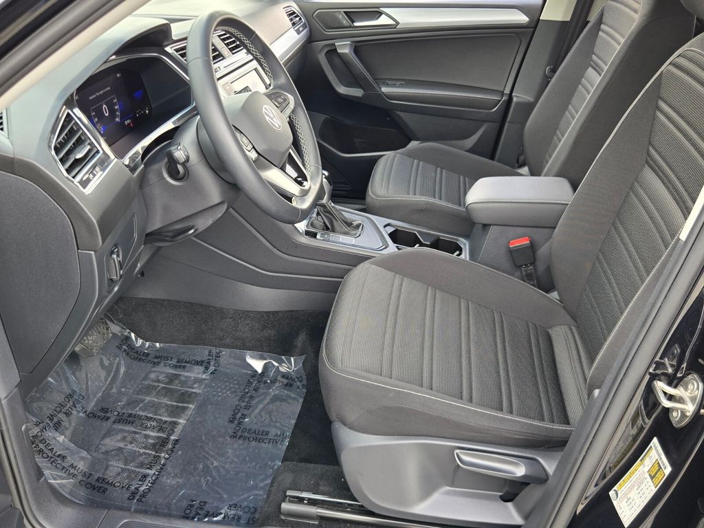 2023 Volkswagen Tiguan - $19,105