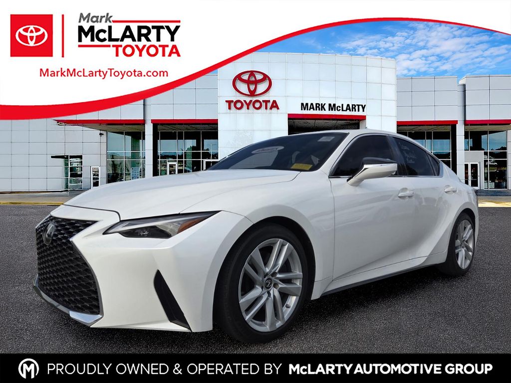 2022 Lexus IS 300 RWD