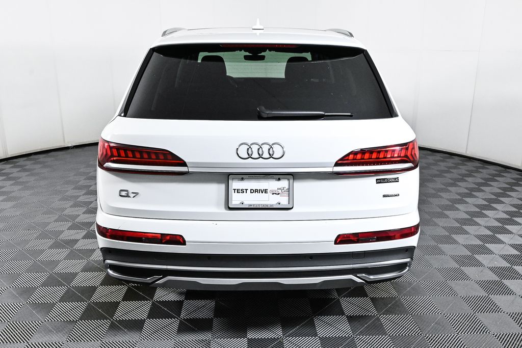 2024 Audi Q7 55 Premium Plus 5