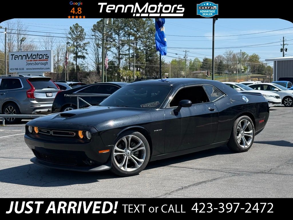 Pitch Black Clearcoat 2022 Dodge Challenger R/T RWD Coupe Rear-Wheel Drive 8-Speed Automatic