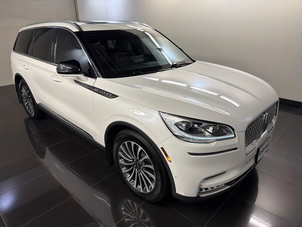 2023 Lincoln Aviator Reserve AWD's photo