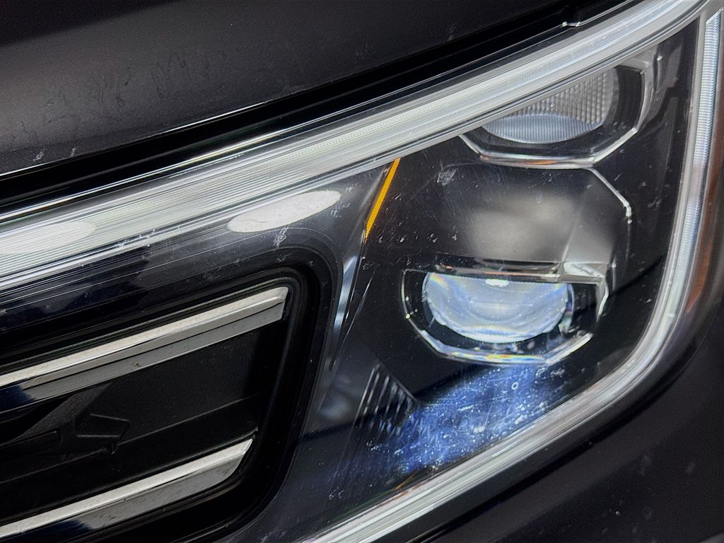 2024 Volkswagen Atlas 2.0T SE w/Technology photo