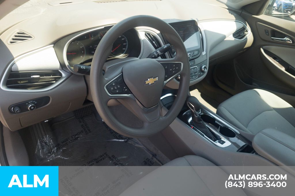 Used 2024 Gray Chevrolet LT image 14