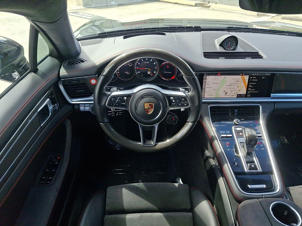 Thumbnail: 2019 Porsche Panamera - 13