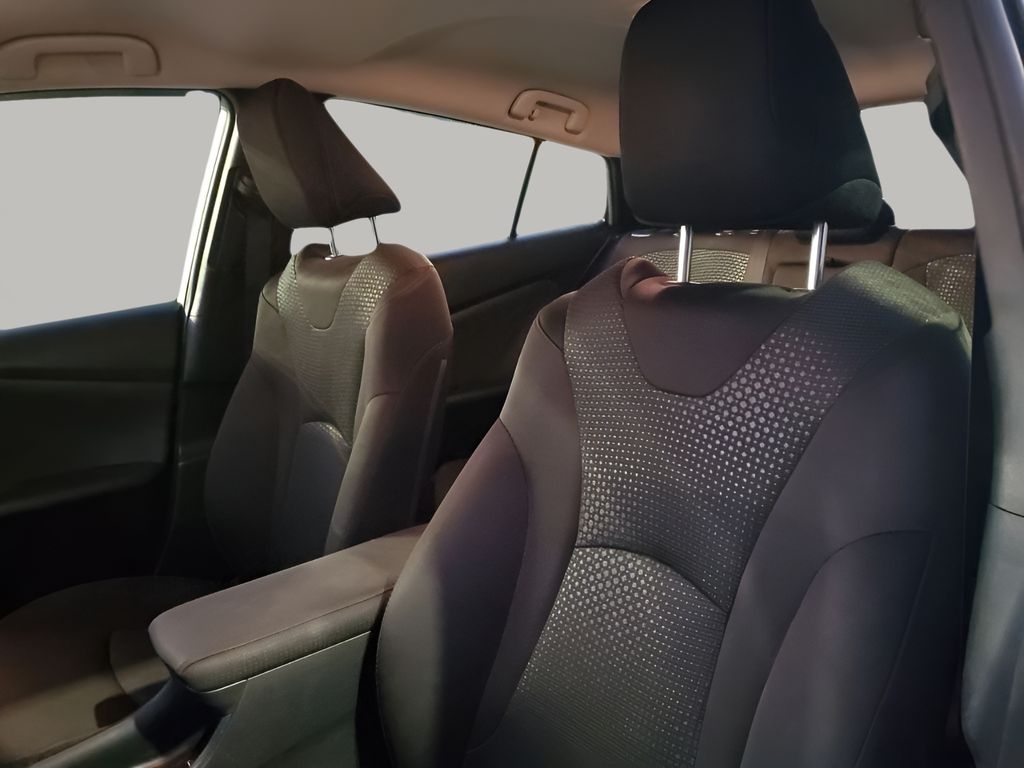 Used Car 2021 Toyota Prius  Le For Sale Under $25,000 In Austin, Texas